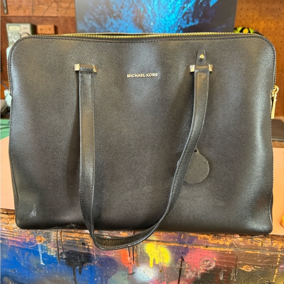 Michael Kors Large Work Purse - Picture 1 of 6